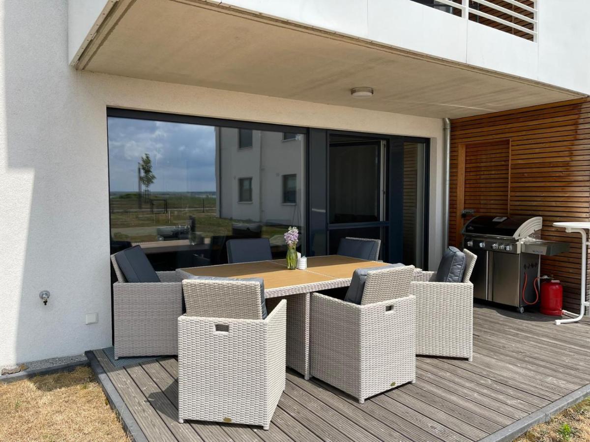 Exklusives Apartment Mit Blick Auf Den See Grossraeschen Dış mekan fotoğraf